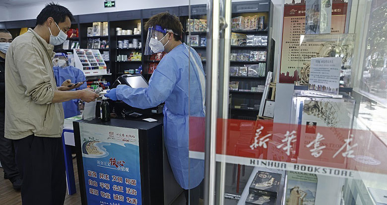 �Ϻ�������A�����M���̏���