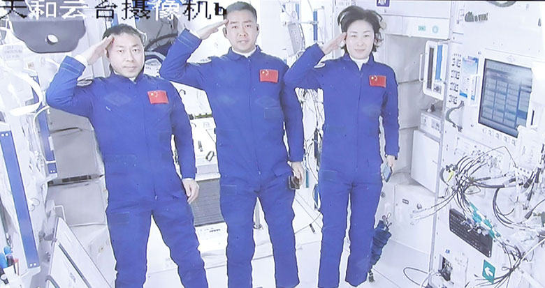 ����ʮ��̖3������T����M�v��ͺ���œ