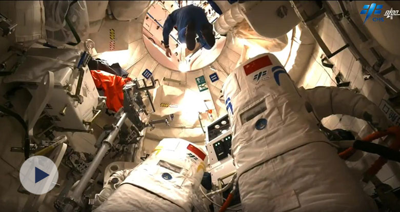 �ڴ�����ʮ�ĳ˽M�״γ�œ�ٷ��A��